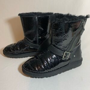 UGG Black Shiny Booties Sz 5 Big Girl
